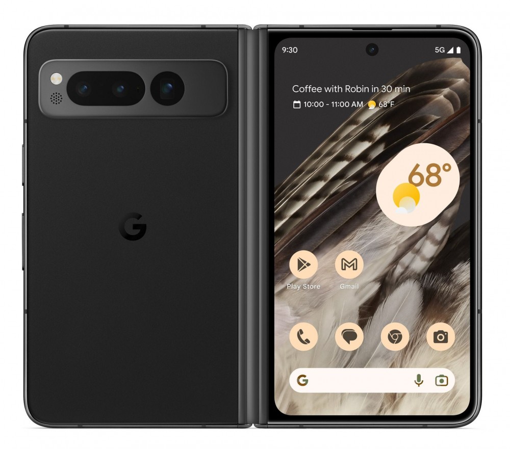 Full size leaked image of Google Pixel Fold cover display and rear camera.