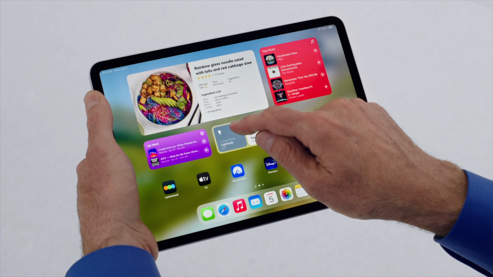 iPad interactive widgets in iPadOS 17